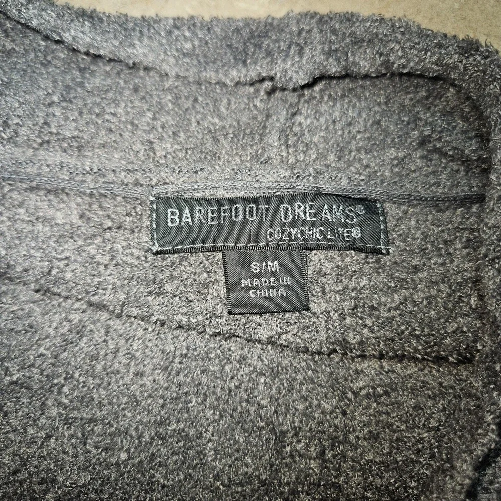 Barefoot Dreams brand barefoot